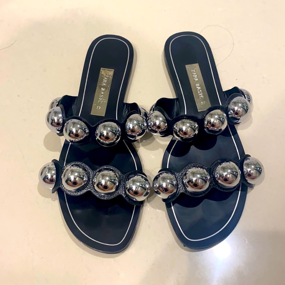 Black and silver Zara sandals size 37